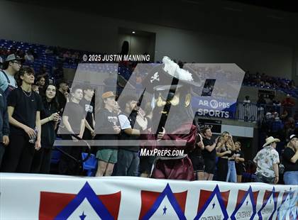 Thumbnail 2 in Dover vs. Lamar (AAA 3A State Final) photogallery.