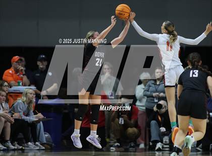 Thumbnail 1 in Dover vs. Lamar (AAA 3A State Final) photogallery.