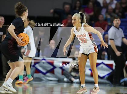 Thumbnail 2 in Dover vs. Lamar (AAA 3A State Final) photogallery.