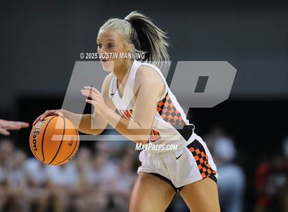 Thumbnail 2 in Dover vs. Lamar (AAA 3A State Final) photogallery.