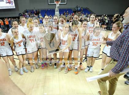 Thumbnail 3 in Dover vs. Lamar (AAA 3A State Final) photogallery.