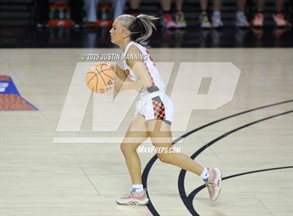 Thumbnail 2 in Dover vs. Lamar (AAA 3A State Final) photogallery.