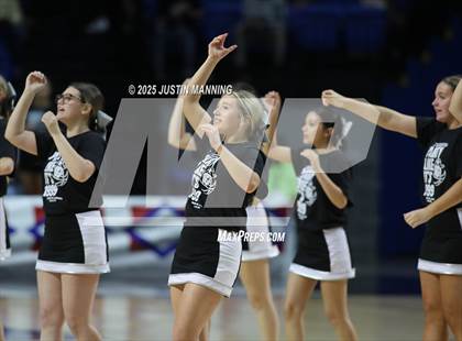 Thumbnail 2 in Dover vs. Lamar (AAA 3A State Final) photogallery.