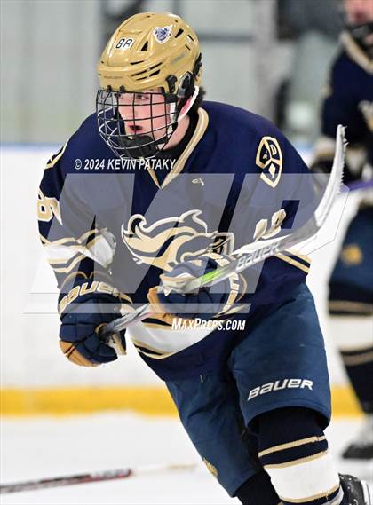 Thumbnail 1 in Notre Dame, Ffd vs. Northwest Catholic (CIAC D1 1st Round) photogallery.
