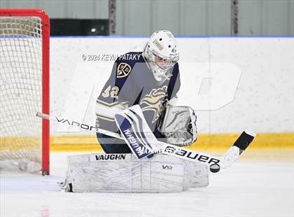 Thumbnail 1 in Notre Dame, Ffd vs. Northwest Catholic (CIAC D1 1st Round) photogallery.