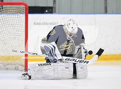 Thumbnail 3 in Notre Dame, Ffd vs. Northwest Catholic (CIAC D1 1st Round) photogallery.