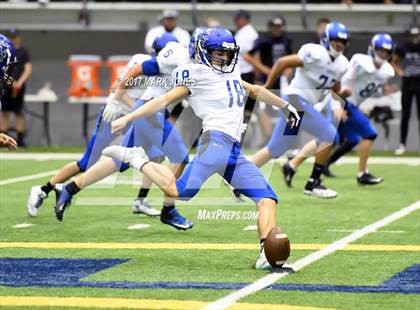 Thumbnail 2 in Northwest Christian vs. Fountain Hills (Kick-Off Classic) photogallery.