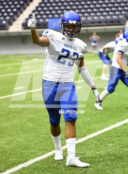 Thumbnail 2 in Northwest Christian vs. Fountain Hills (Kick-Off Classic) photogallery.