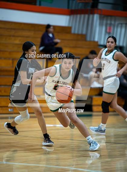 Thumbnail 1 in Donna North @ Harlingen South photogallery.