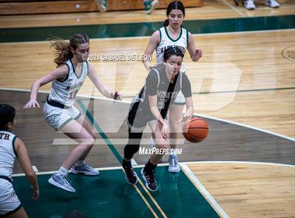 Thumbnail 1 in Donna North @ Harlingen South photogallery.
