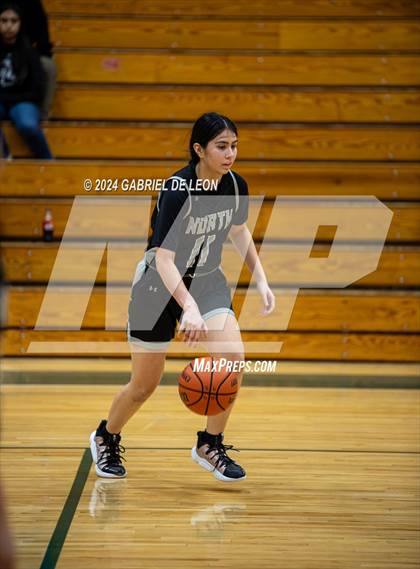 Thumbnail 2 in Donna North @ Harlingen South photogallery.