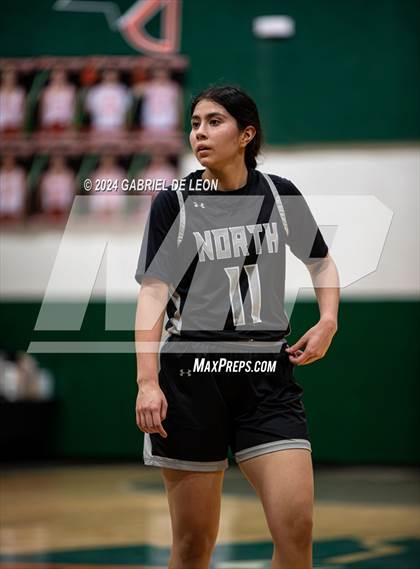 Thumbnail 3 in Donna North @ Harlingen South photogallery.
