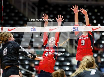 Thumbnail 1 in Aubrey vs. Randall (UIL 4A Final) photogallery.