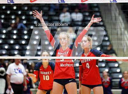 Thumbnail 2 in Aubrey vs. Randall (UIL 4A Final) photogallery.