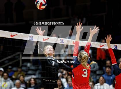 Thumbnail 2 in Aubrey vs. Randall (UIL 4A Final) photogallery.