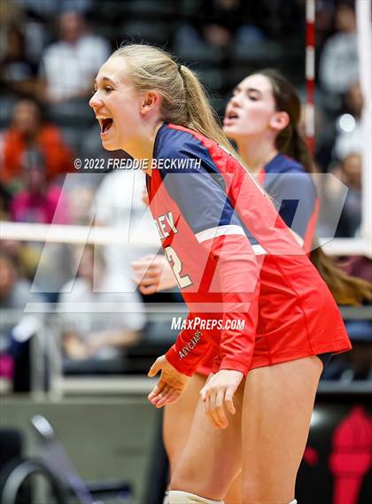 Thumbnail 2 in Aubrey vs. Randall (UIL 4A Final) photogallery.