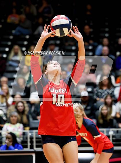 Thumbnail 2 in Aubrey vs. Randall (UIL 4A Final) photogallery.