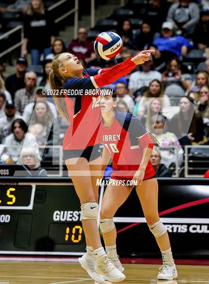 Thumbnail 1 in Aubrey vs. Randall (UIL 4A Final) photogallery.