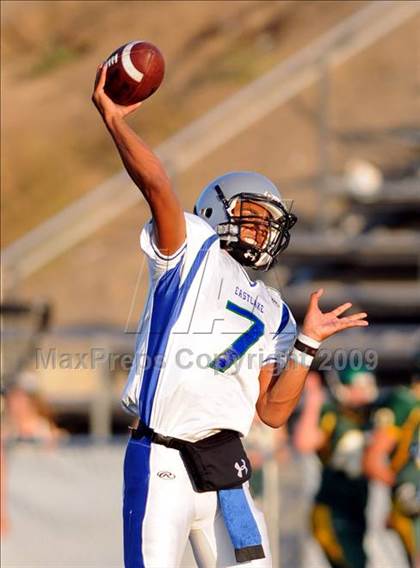 Thumbnail 1 in Eastlake @ Moorpark photogallery.