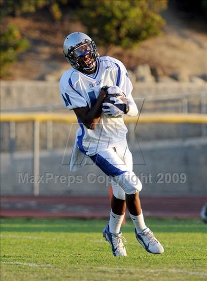 Thumbnail 1 in Eastlake @ Moorpark photogallery.