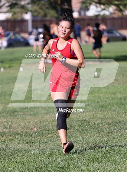 Thumbnail 1 in SJS Metro League Center Meet #1 photogallery.