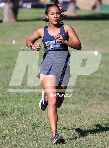 Thumbnail 3 in SJS Metro League Center Meet #1 photogallery.