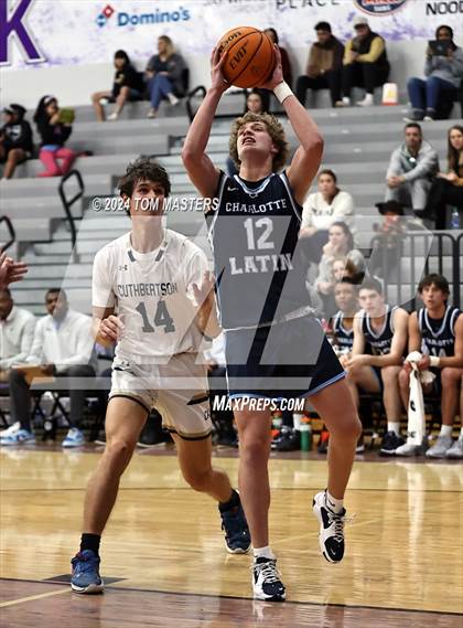 Thumbnail 2 in Charlotte Latin vs. Cuthbertson photogallery.