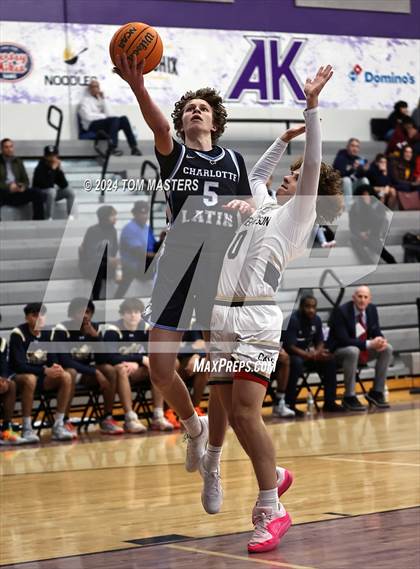 Thumbnail 2 in Charlotte Latin vs. Cuthbertson photogallery.