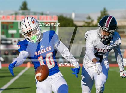 Thumbnail 3 in Eastlake @ Graham-Kapowsin (WIAA 4A Semifinal) photogallery.