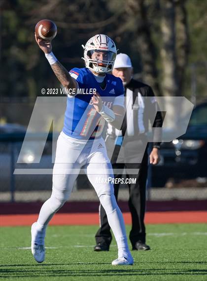 Thumbnail 2 in Eastlake @ Graham-Kapowsin (WIAA 4A Semifinal) photogallery.