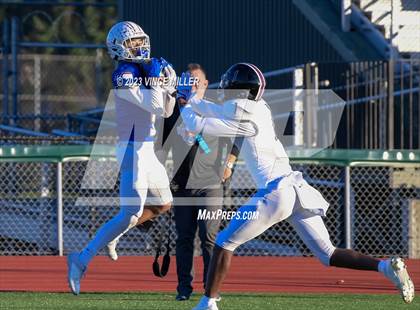 Thumbnail 2 in Eastlake @ Graham-Kapowsin (WIAA 4A Semifinal) photogallery.