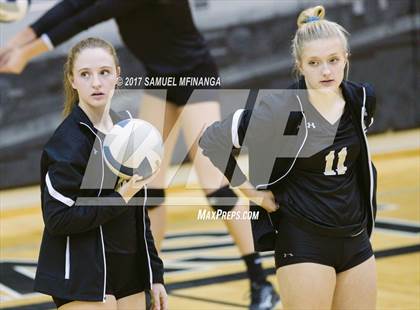 Thumbnail 3 in Lincoln Southwest vs. Lincoln Southeast (Heartland Athletic Conference) photogallery.