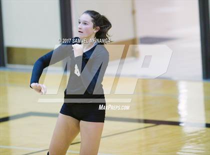 Thumbnail 2 in Lincoln Southwest vs. Lincoln Southeast (Heartland Athletic Conference) photogallery.
