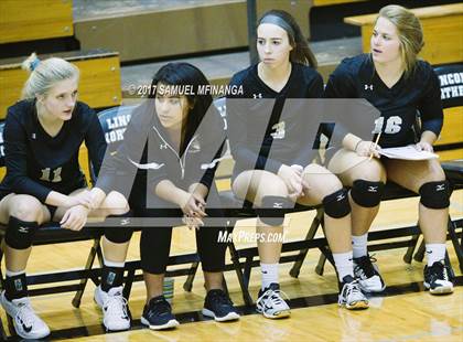 Thumbnail 3 in Lincoln Southwest vs. Lincoln Southeast (Heartland Athletic Conference) photogallery.