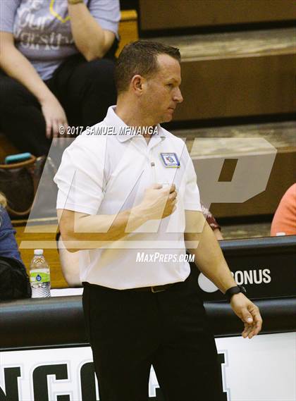 Thumbnail 2 in Lincoln Southwest vs. Lincoln Southeast (Heartland Athletic Conference) photogallery.