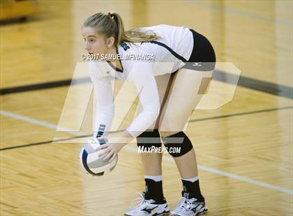 Thumbnail 3 in Lincoln Southwest vs. Lincoln Southeast (Heartland Athletic Conference) photogallery.