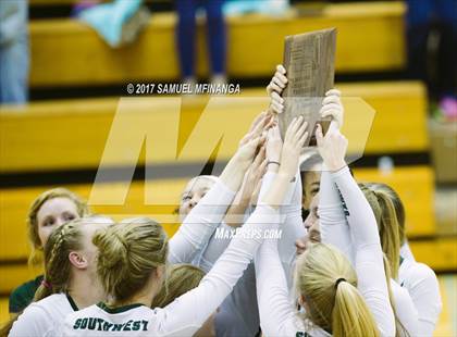 Thumbnail 3 in Lincoln Southwest vs. Lincoln Southeast (Heartland Athletic Conference) photogallery.