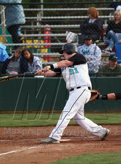 Thumbnail 3 in Deer Valley vs Pioneer (Boras Classic - North Bracket) photogallery.