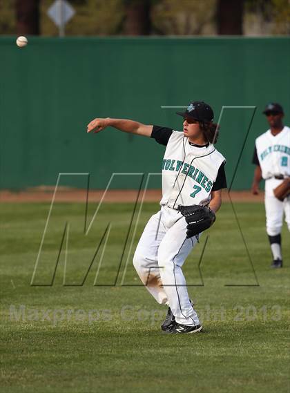 Thumbnail 3 in Deer Valley vs Pioneer (Boras Classic - North Bracket) photogallery.