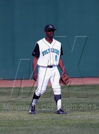 Thumbnail 2 in Deer Valley vs Pioneer (Boras Classic - North Bracket) photogallery.