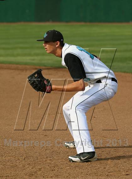 Thumbnail 1 in Deer Valley vs Pioneer (Boras Classic - North Bracket) photogallery.