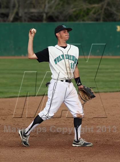 Thumbnail 1 in Deer Valley vs Pioneer (Boras Classic - North Bracket) photogallery.