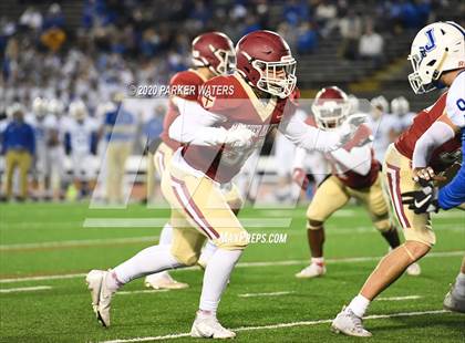 Thumbnail 2 in Brother Martin vs. Jesuit photogallery.