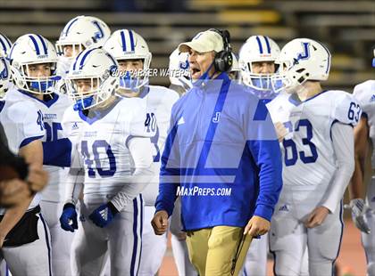 Thumbnail 1 in Brother Martin vs. Jesuit photogallery.