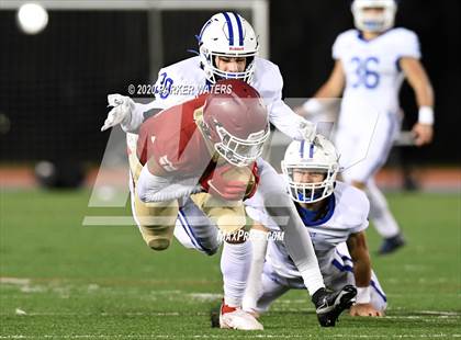 Thumbnail 2 in Brother Martin vs. Jesuit photogallery.