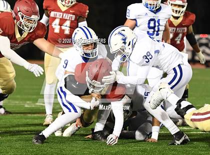 Thumbnail 1 in Brother Martin vs. Jesuit photogallery.