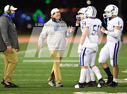 Thumbnail 2 in Brother Martin vs. Jesuit photogallery.