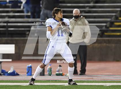 Thumbnail 2 in Brother Martin vs. Jesuit photogallery.