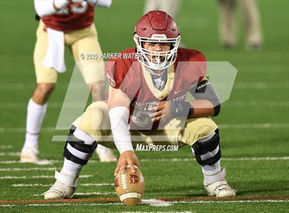 Thumbnail 2 in Brother Martin vs. Jesuit photogallery.