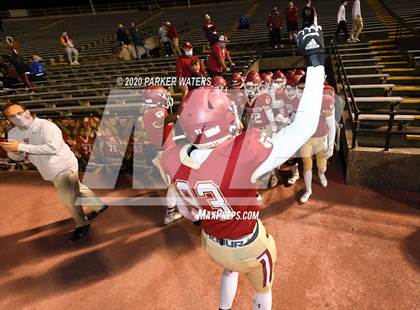 Thumbnail 1 in Brother Martin vs. Jesuit photogallery.